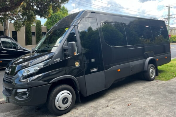 Iveco minibus