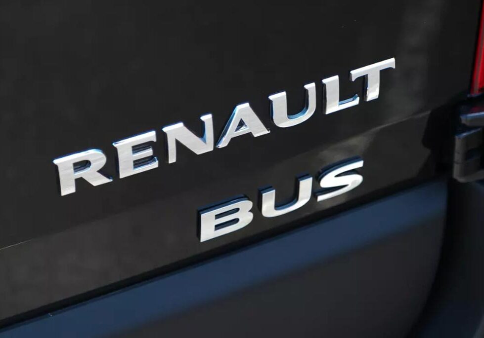 Renault bus